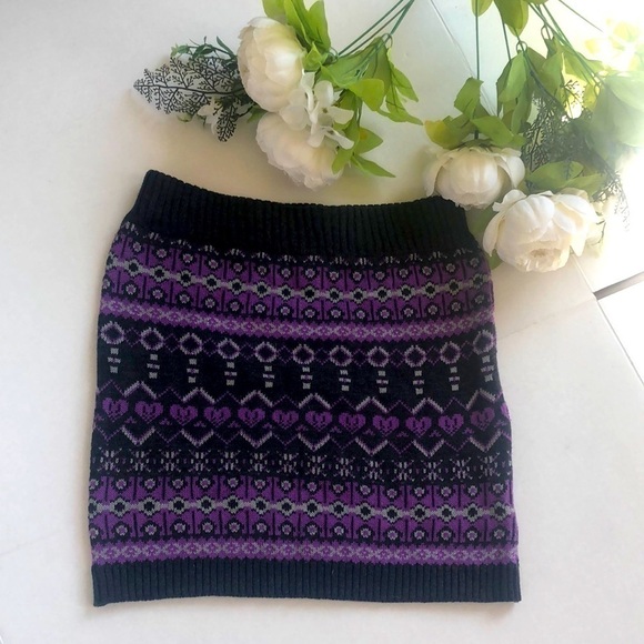 It’s Our Time Knit Skirt Size Small - Picture 1 of 7